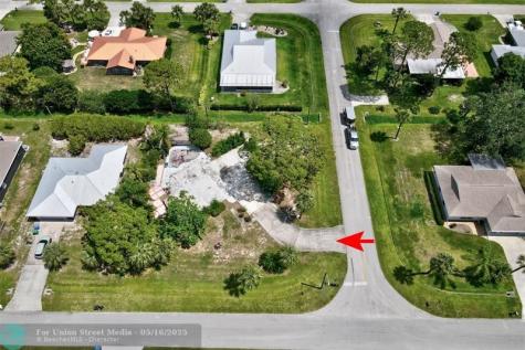 702 Lake Drive Sebastian FL 32958