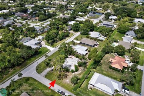 702 Lake Drive Sebastian FL 32958