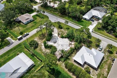 702 Lake Drive Sebastian FL 32958