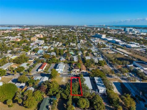 614 5TH Street West Palm Beach FL 33401