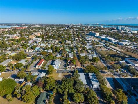 614 5TH Street West Palm Beach FL 33401
