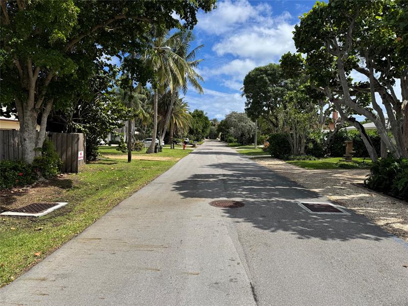 3417 Dover Road Pompano Beach FL 33062