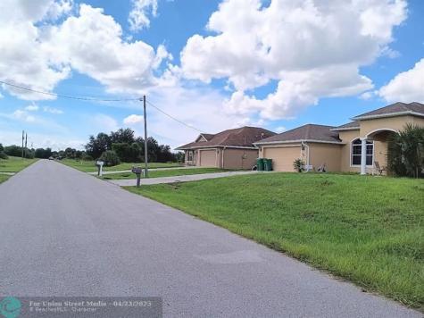 100 Flanders Street Port Charlotte FL 33954