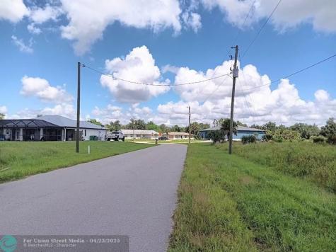 100 Flanders Street Port Charlotte FL 33954