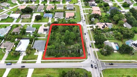 1711 SW Del Rio Boulevard Port St Lucie FL 34953