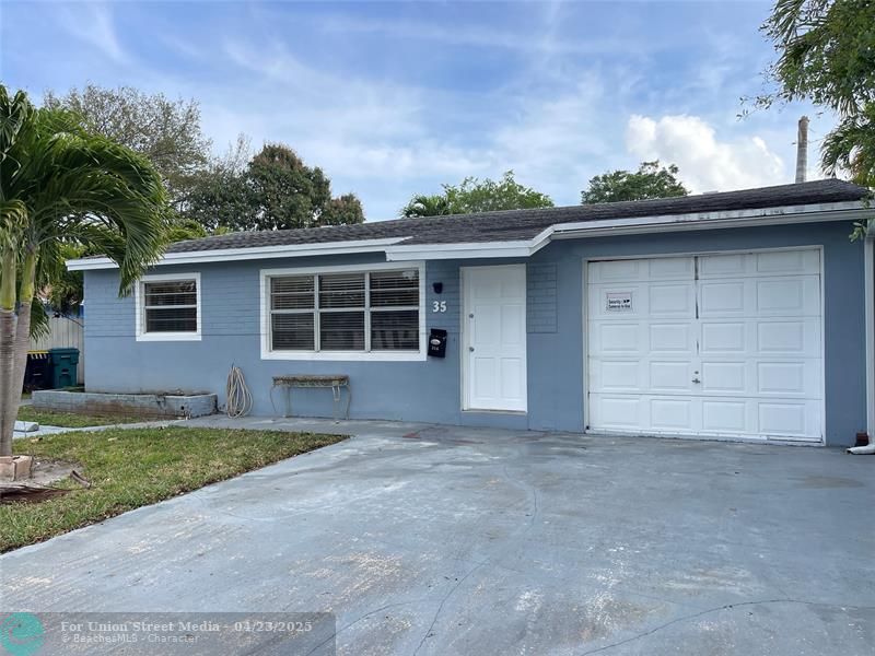 35 NE 3rd Street Dania Beach FL 33004