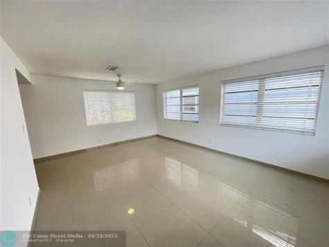 35 NE 3rd Street Dania Beach FL 33004