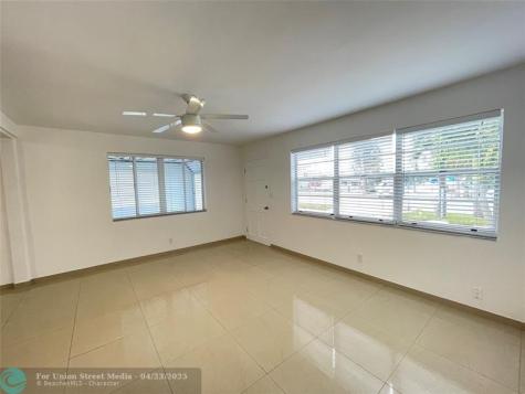 35 NE 3rd Street Dania Beach FL 33004