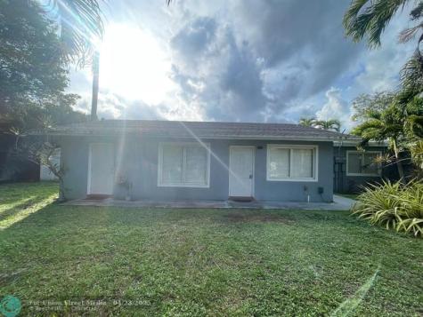35 NE 3rd Street Dania Beach FL 33004