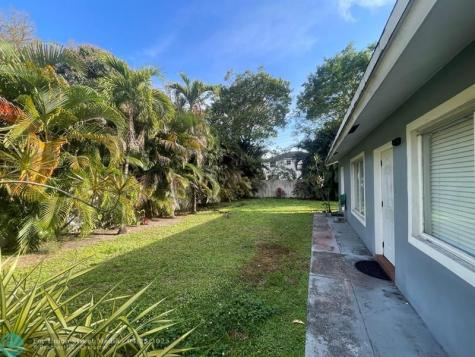 35 NE 3rd Street Dania Beach FL 33004