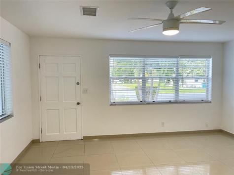 35 NE 3rd Street Dania Beach FL 33004