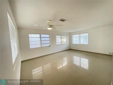 35 NE 3rd Street Dania Beach FL 33004