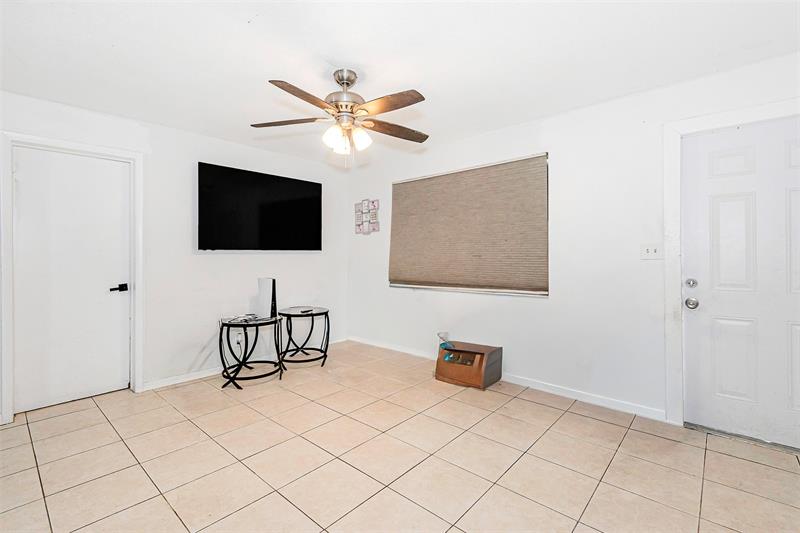 404 NE 4th Street #1-2 Pompano Beach FL 33060