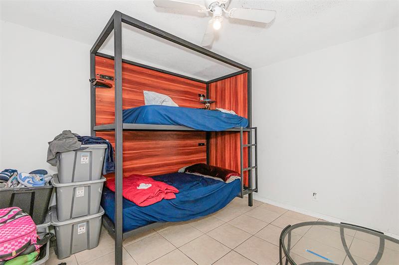 404 NE 4th Street #1-2 Pompano Beach FL 33060