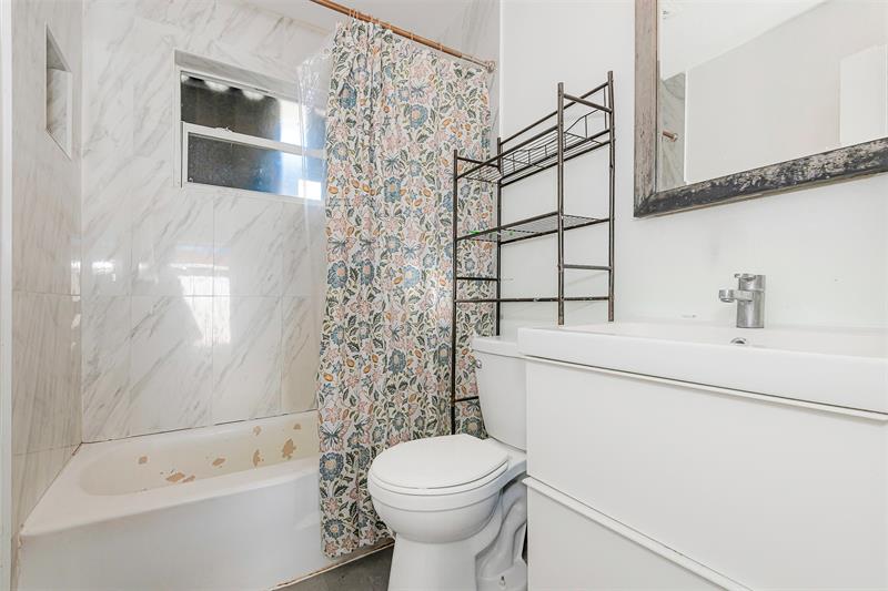 404 NE 4th Street #1-2 Pompano Beach FL 33060