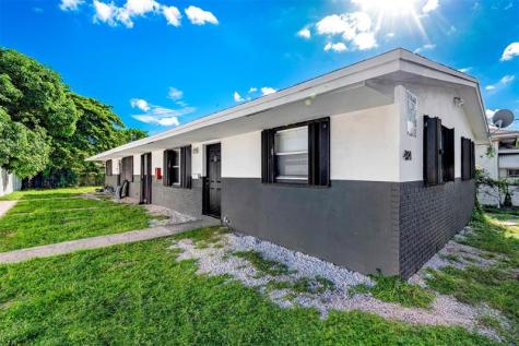 404 NE 4th Street #1-2 Pompano Beach FL 33060