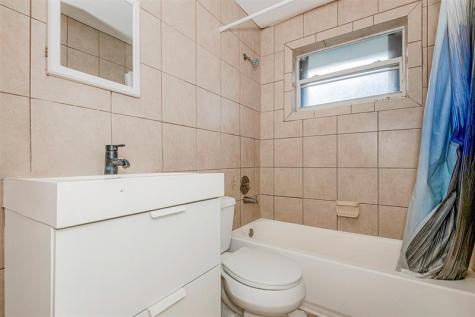 404 NE 4th Street #1-2 Pompano Beach FL 33060