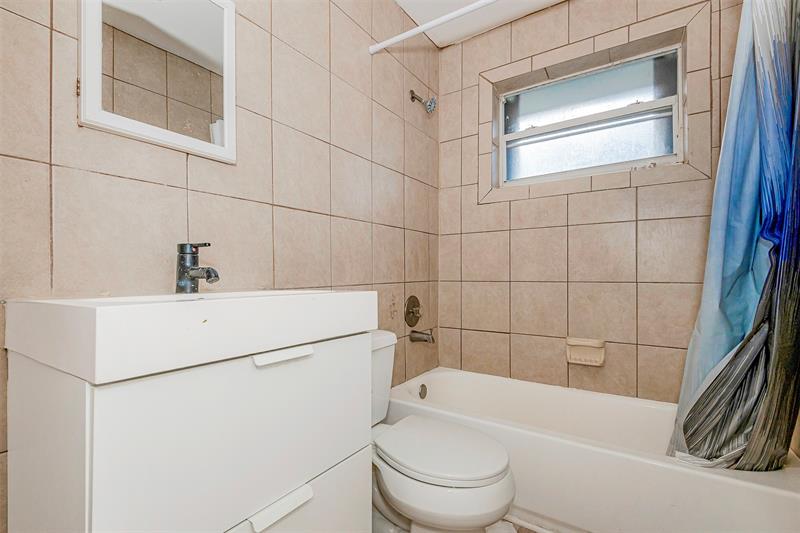 404 NE 4th Street #1-2 Pompano Beach FL 33060