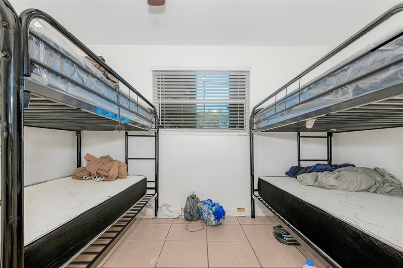 404 NE 4th Street #1-2 Pompano Beach FL 33060