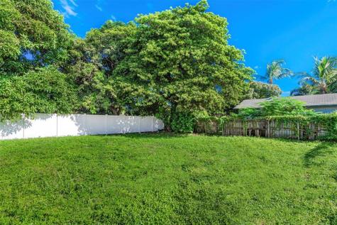 404 NE 4th Street #1-2 Pompano Beach FL 33060