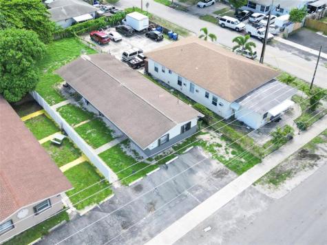 404 NE 4th Street #1-2 Pompano Beach FL 33060