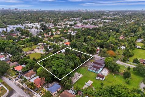 453 NE 154th Street Miami FL 33162