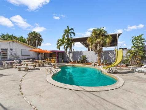 560-564 NE 34th Street Oakland Park FL 33334