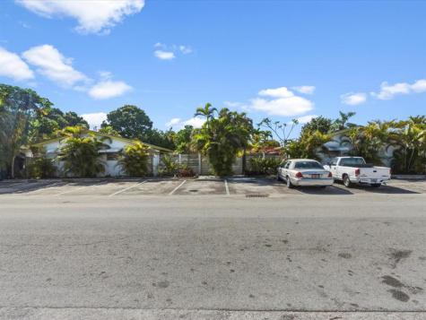 560-564 NE 34th Street Oakland Park FL 33334
