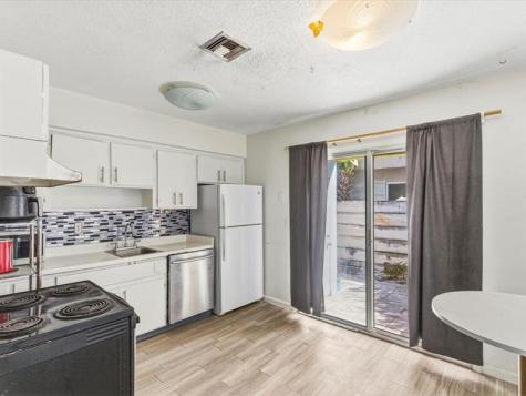 560-564 NE 34th Street Oakland Park FL 33334