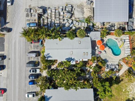 560-564 NE 34th Street Oakland Park FL 33334