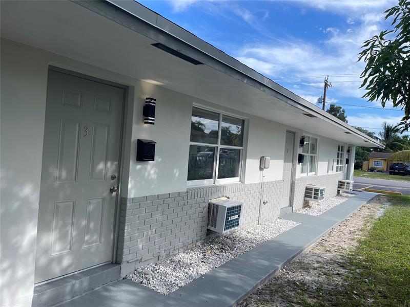 721 SW 8th Street Pompano Beach FL 33060