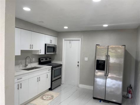721 SW 8th Street Pompano Beach FL 33060