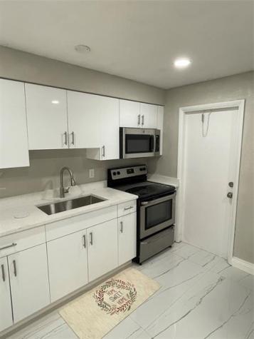 721 SW 8th Street Pompano Beach FL 33060