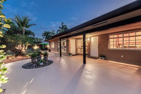 258 Basin Drive Lauderdale By The Sea FL 33308