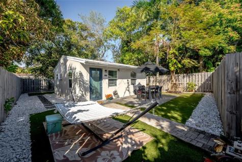 659 NE 32nd Street Oakland Park FL 33334