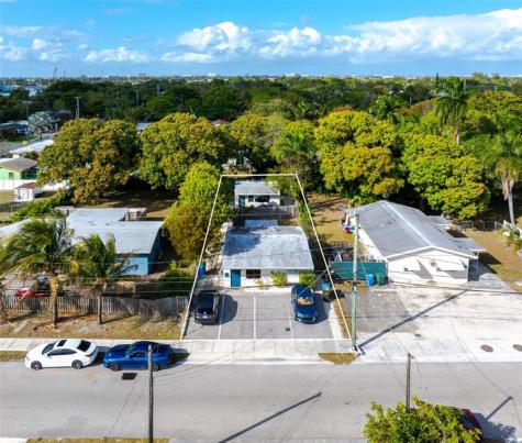 659 NE 32nd Street Oakland Park FL 33334