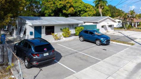 659 NE 32nd Street Oakland Park FL 33334