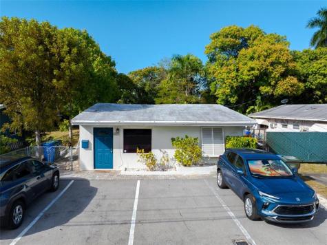 659 NE 32nd Street Oakland Park FL 33334