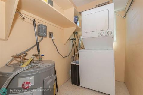 321 SE 1st Avenue Pompano Beach FL 33060
