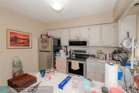 321 SE 1st Avenue Pompano Beach FL 33060