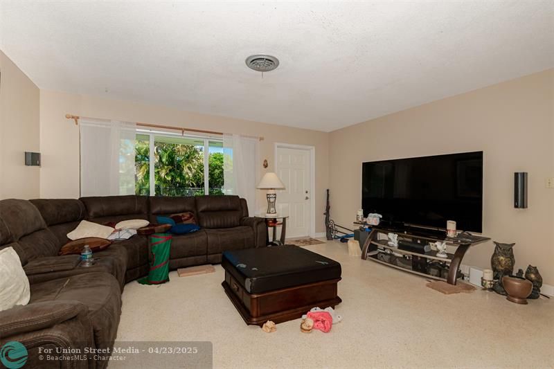 321 SE 1st Avenue Pompano Beach FL 33060