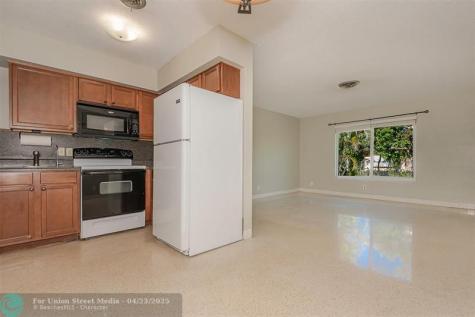 321 SE 1st Avenue Pompano Beach FL 33060