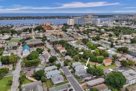 536 18TH Street West Palm Beach FL 33407