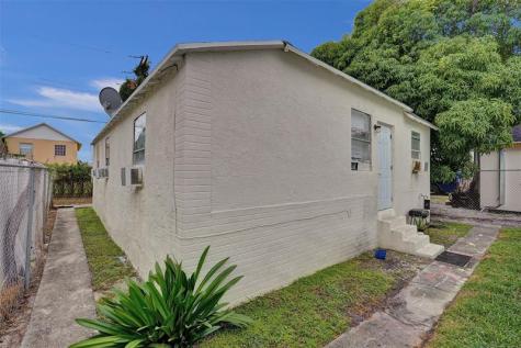 536 18TH Street West Palm Beach FL 33407