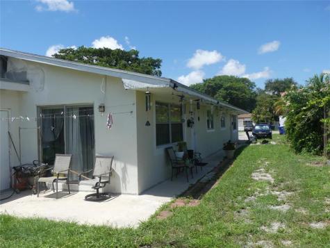 2226 Taylor Street Hollywood FL 33020