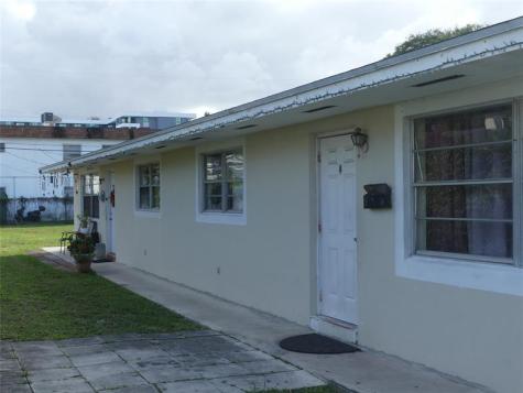 2226 Taylor Street Hollywood FL 33020