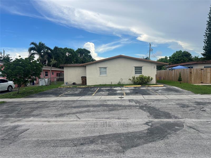 340-400 NE 44th Street Deerfield Beach FL 33064