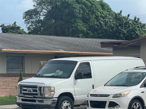 340-400 NE 44th Street Deerfield Beach FL 33064