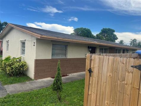 340-400 NE 44th Street Deerfield Beach FL 33064