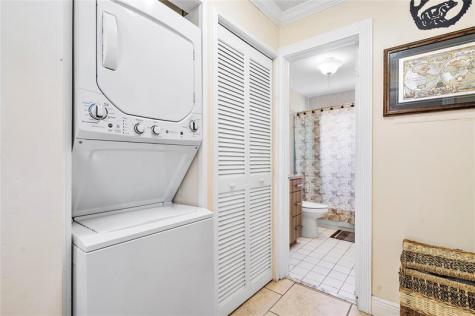 5829 Taylor Street Hollywood FL 33021